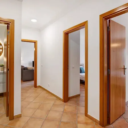 Daire T3 G Alfarrobeira *